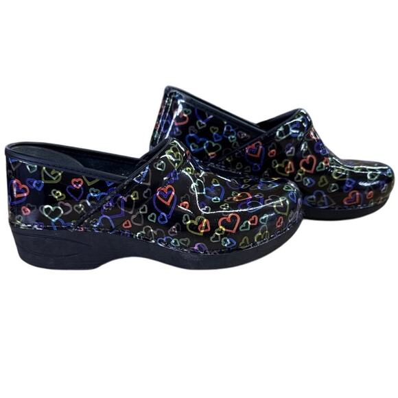 Dansko Women's XP 2.0 FLOATING HEARTS Clog US 7 Size 39 - Picture 1 of 9